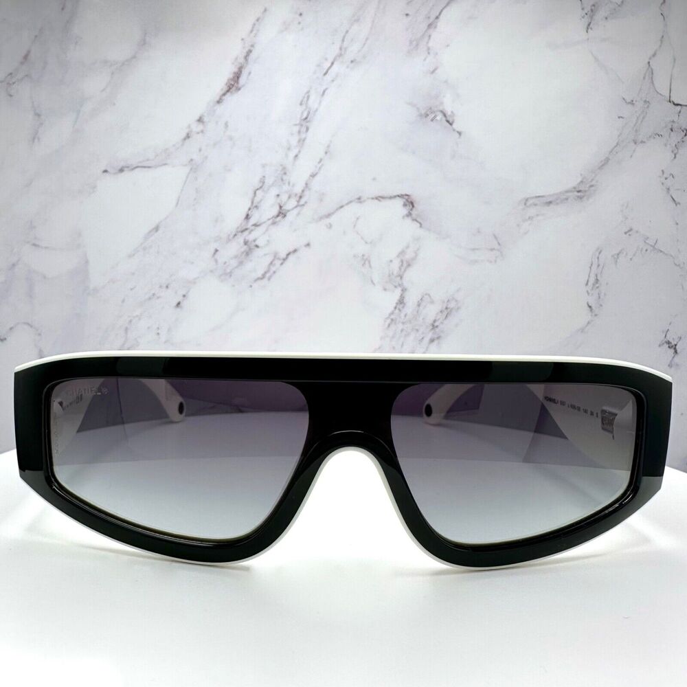 New CHANEL Sunglasses - Picture 3 of 16